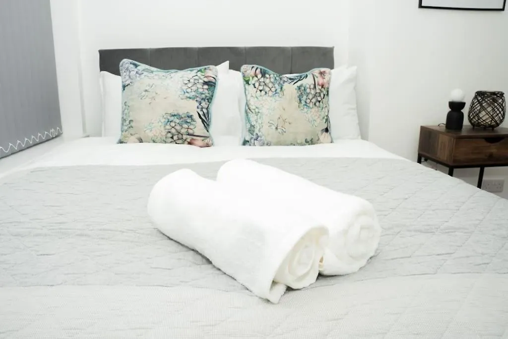 Apartament Stunning Home In York - Free Wifi & Parking - Close To Racecourse & City Centre
